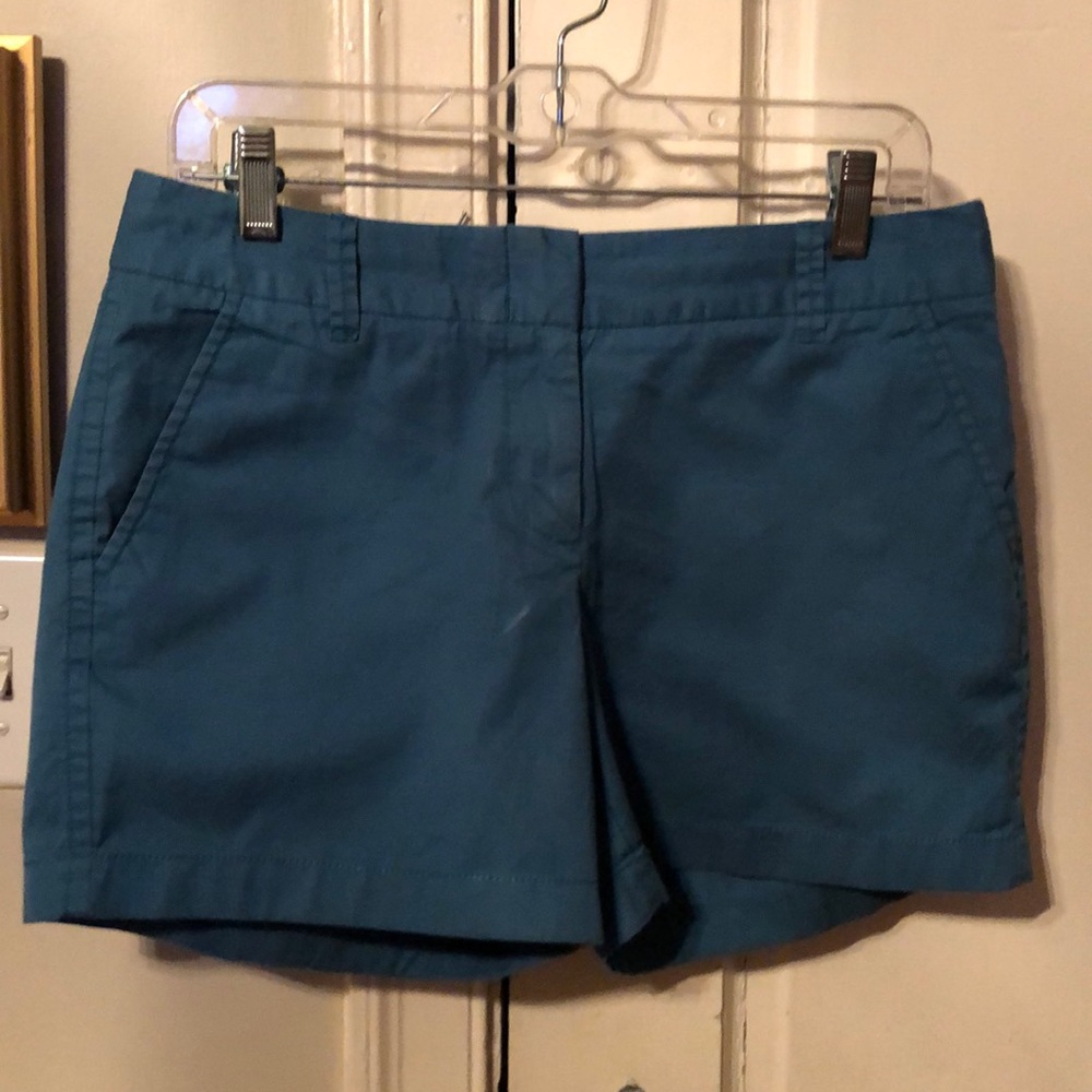 J. Crew chino short Size 6, 3.5 inseam Teal green
